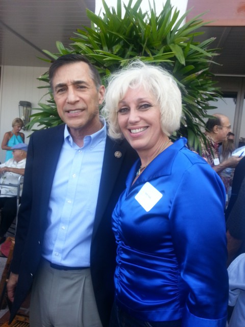 Picture with the Chair of the U.S. House of Representatives Oversight Committee Darryl Issa